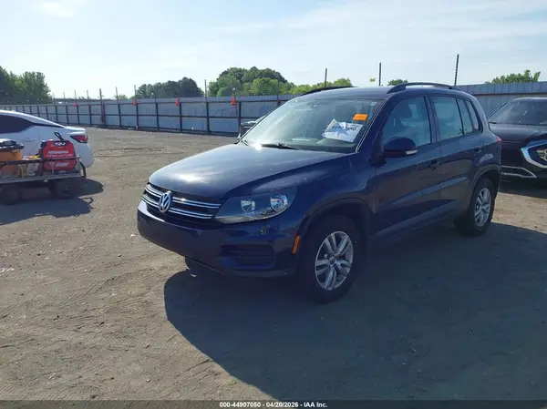 WVGAV7AX8GW600679 2016 VOLKSWAGEN TIGUAN - Image 2