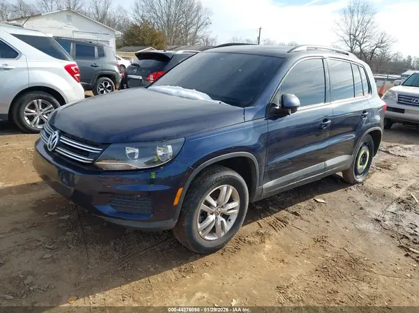 WVGAV7AX8GW600908 2016 VOLKSWAGEN TIGUAN - Image 2