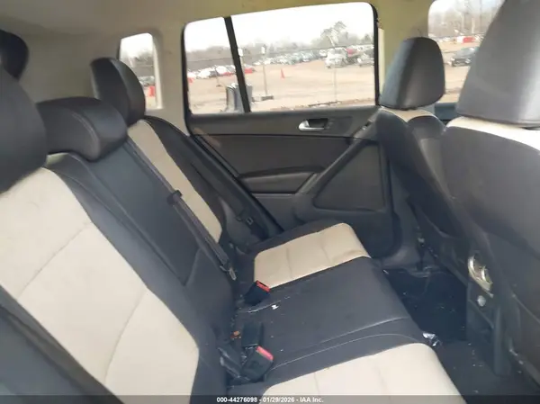 WVGAV7AX8GW600908 2016 VOLKSWAGEN TIGUAN - Image 8