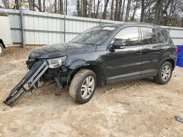 WVGAV7AX8GW613335 2016 VOLKSWAGEN TIGUAN - Image 1