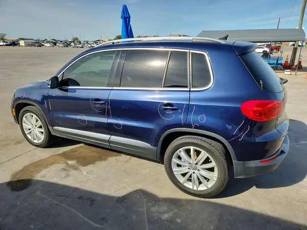WVGAV7AX8GW616333 2016 VOLKSWAGEN TIGUAN - Image 2