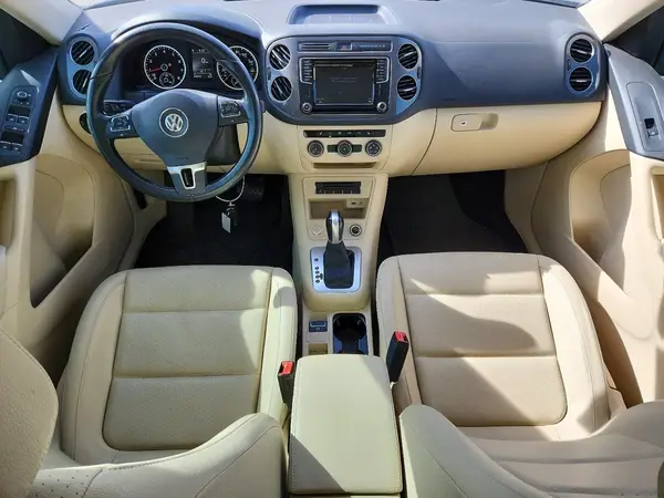 WVGAV7AX8GW616333 2016 VOLKSWAGEN TIGUAN - Image 8