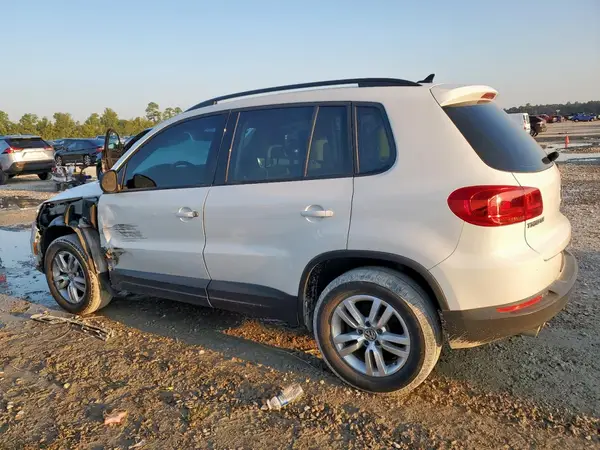 WVGAV7AX8HK001595 2017 VOLKSWAGEN TIGUAN - Image 2