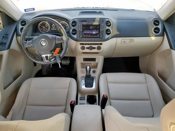WVGAV7AX8HK001595 2017 VOLKSWAGEN TIGUAN - Image 8