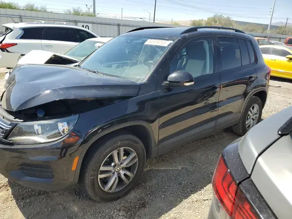 WVGAV7AX8HK001869 2017 VOLKSWAGEN TIGUAN - Image 1