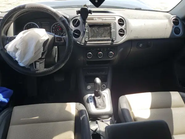 WVGAV7AX8HK001869 2017 VOLKSWAGEN TIGUAN - Image 8