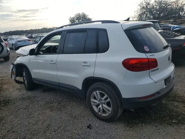 WVGAV7AX8HK002150 2017 VOLKSWAGEN TIGUAN - Image 2