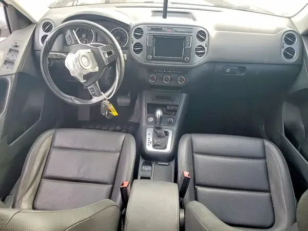 WVGAV7AX8HK002150 2017 VOLKSWAGEN TIGUAN - Image 8