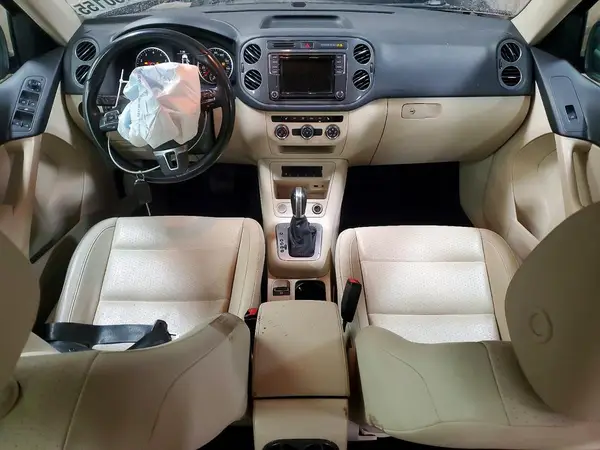 WVGAV7AX8HK005128 2017 VOLKSWAGEN TIGUAN - Image 8