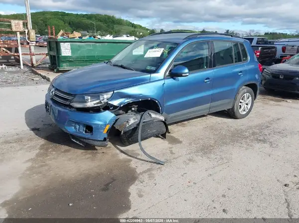 WVGAV7AX8HK019708 2017 VOLKSWAGEN TIGUAN - Image 2