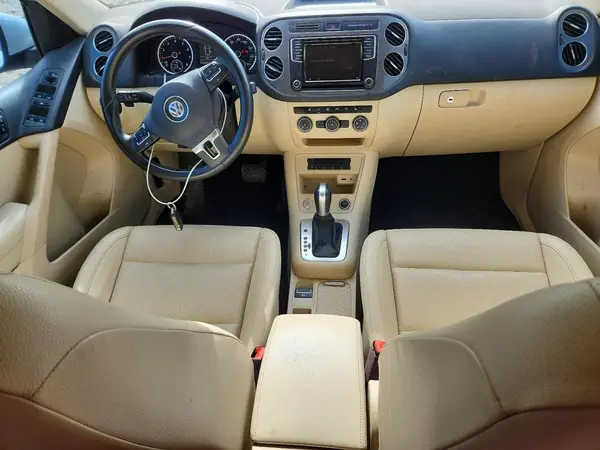 WVGAV7AX8HK027467 2017 VOLKSWAGEN TIGUAN - Image 8