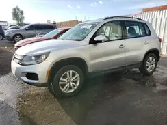 WVGAV7AX8HK032491 2017 VOLKSWAGEN TIGUAN
