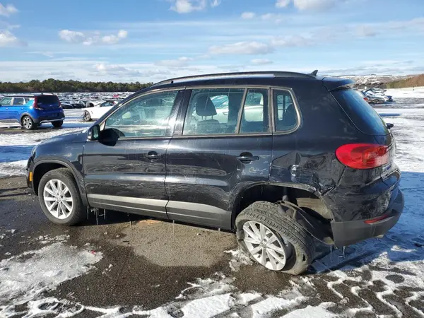 WVGAV7AX8HK043233 2017 VOLKSWAGEN TIGUAN - Image 2
