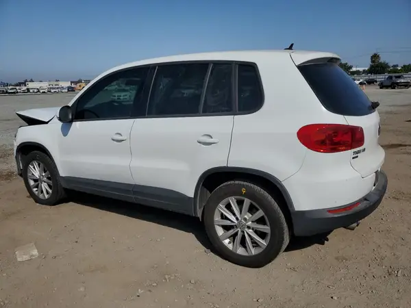 WVGAV7AX8HK047301 2017 VOLKSWAGEN TIGUAN - Image 2