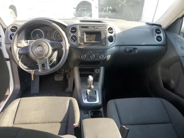 WVGAV7AX8HK048819 2017 VOLKSWAGEN TIGUAN - Image 8
