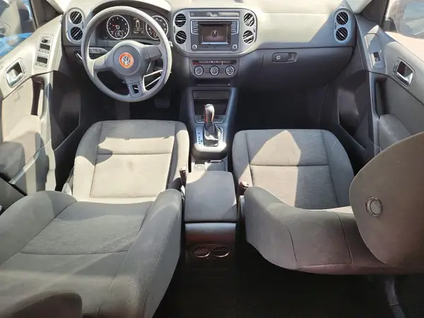 WVGAV7AX8HK051641 2017 VOLKSWAGEN TIGUAN - Image 8