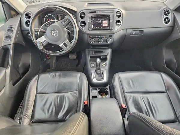 WVGAV7AX8HK053812 2017 VOLKSWAGEN TIGUAN - Image 8