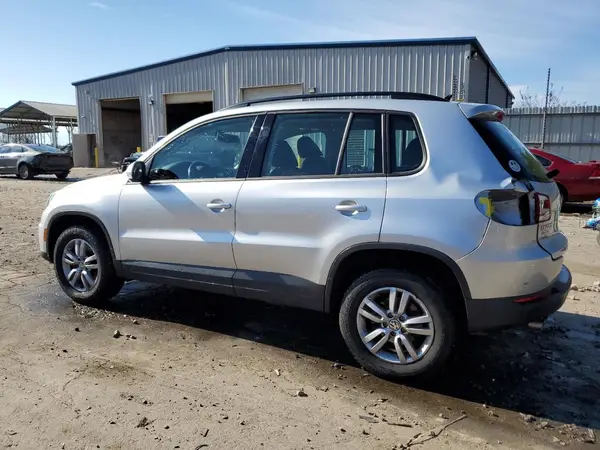 WVGAV7AX8HW509218 2017 VOLKSWAGEN TIGUAN - Image 2