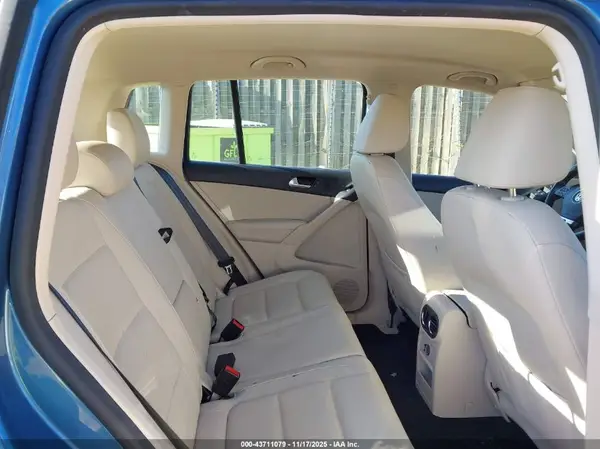 WVGAV7AX8HW510272 2017 VOLKSWAGEN TIGUAN - Image 8