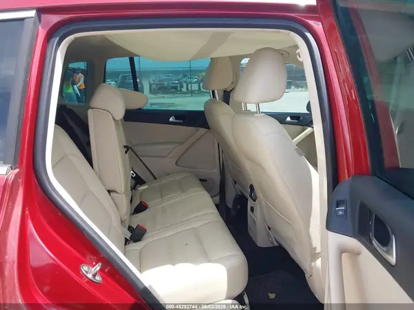 WVGAV7AX9GW011110 2016 VOLKSWAGEN TIGUAN - Image 8