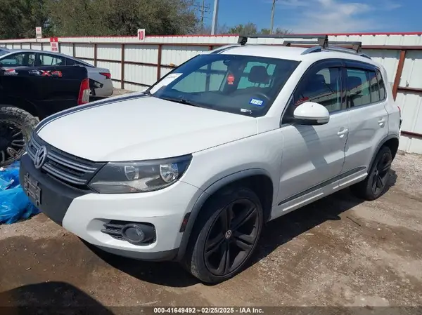 WVGAV7AX9GW026478 2016 VOLKSWAGEN TIGUAN - Image 2