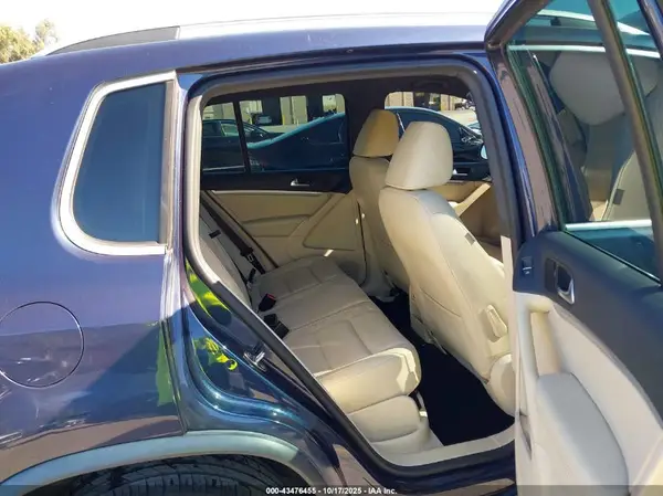 WVGAV7AX9GW085420 2016 VOLKSWAGEN TIGUAN - Image 8