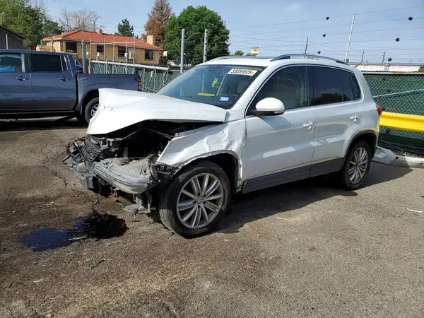 WVGAV7AX9GW507489 2016 VOLKSWAGEN TIGUAN - Image 1