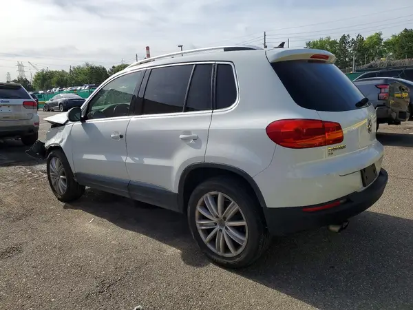 WVGAV7AX9GW507489 2016 VOLKSWAGEN TIGUAN - Image 2