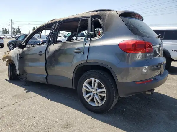 WVGAV7AX9GW513339 2016 VOLKSWAGEN TIGUAN - Image 2
