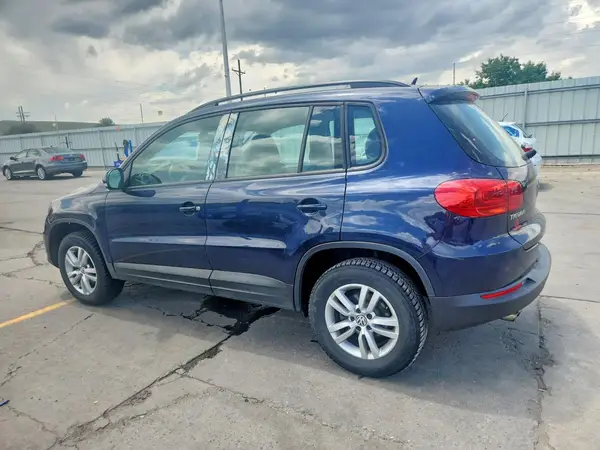 WVGAV7AX9GW514829 2016 VOLKSWAGEN TIGUAN - Image 2