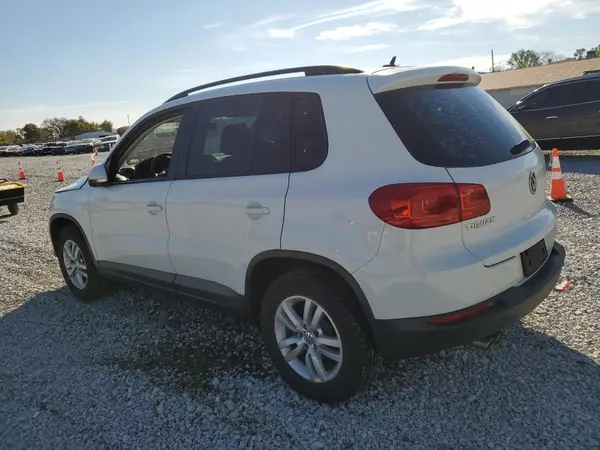 WVGAV7AX9GW516497 2016 VOLKSWAGEN TIGUAN - Image 2