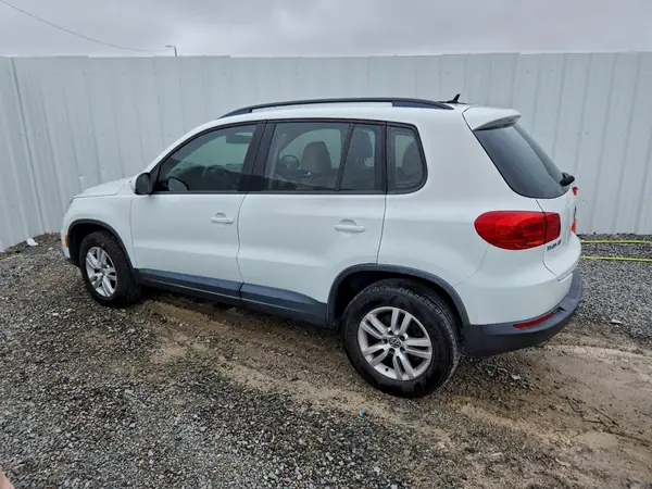 WVGAV7AX9GW519349 2016 VOLKSWAGEN TIGUAN - Image 2