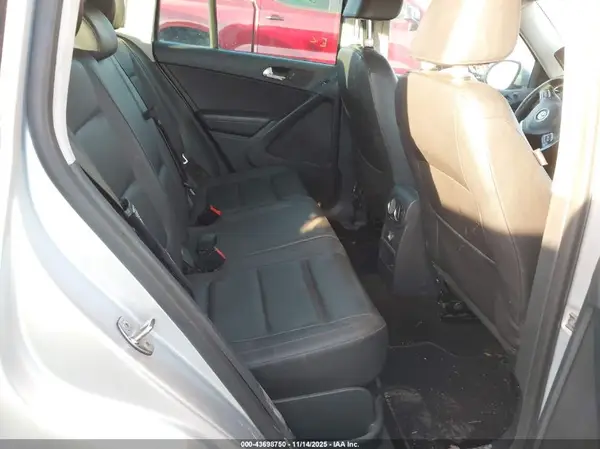 WVGAV7AX9GW523286 2016 VOLKSWAGEN TIGUAN - Image 8