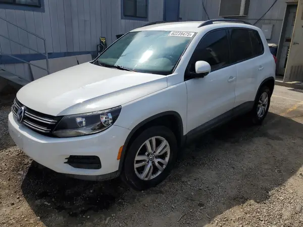 WVGAV7AX9GW529699 2016 VOLKSWAGEN TIGUAN - Image 1
