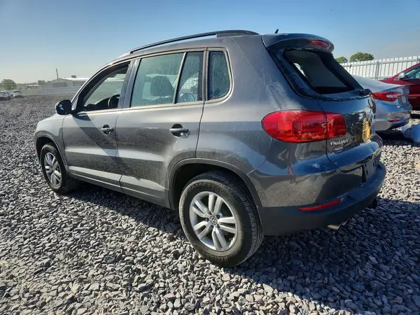 WVGAV7AX9GW531498 2016 VOLKSWAGEN TIGUAN - Image 2
