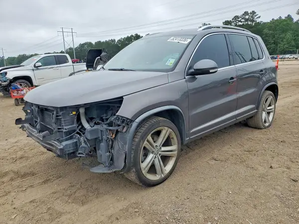 WVGAV7AX9GW544025 2016 VOLKSWAGEN TIGUAN - Image 1