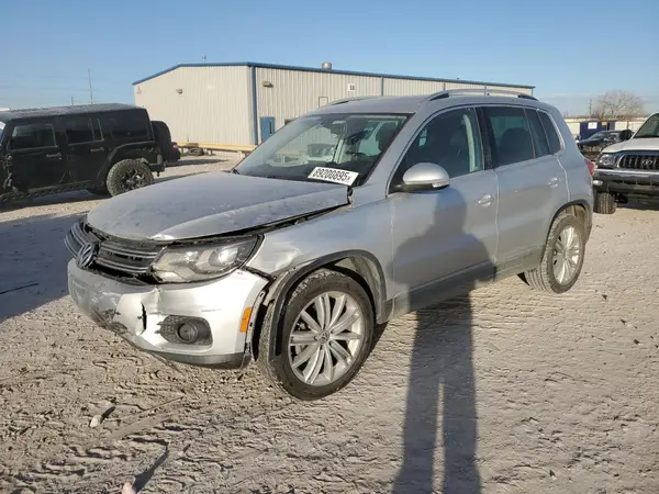 WVGAV7AX9GW552884 2016 VOLKSWAGEN TIGUAN - Image 1