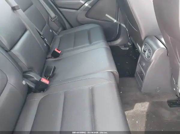 WVGAV7AX9GW562833 2016 VOLKSWAGEN TIGUAN - Image 8