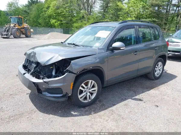 WVGAV7AX9GW573007 2016 VOLKSWAGEN TIGUAN - Image 2