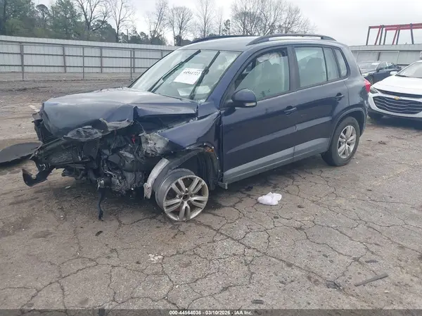 WVGAV7AX9GW595024 2016 VOLKSWAGEN TIGUAN - Image 2