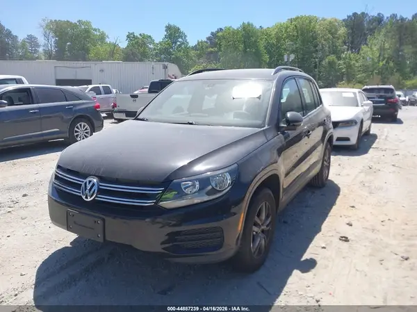 WVGAV7AX9GW598215 2016 VOLKSWAGEN TIGUAN - Image 2