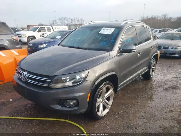 WVGAV7AX9GW598263 2016 VOLKSWAGEN TIGUAN - Image 2
