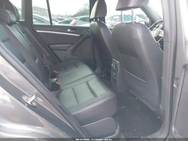 WVGAV7AX9GW598263 2016 VOLKSWAGEN TIGUAN - Image 8