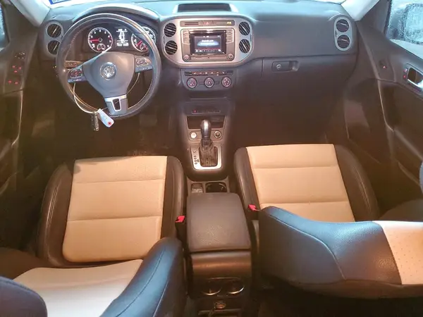 WVGAV7AX9GW602022 2016 VOLKSWAGEN TIGUAN - Image 8