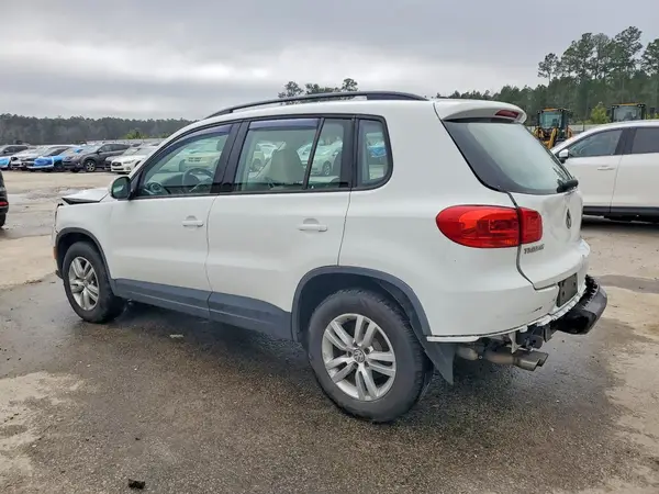 WVGAV7AX9GW604918 2016 VOLKSWAGEN TIGUAN - Image 2