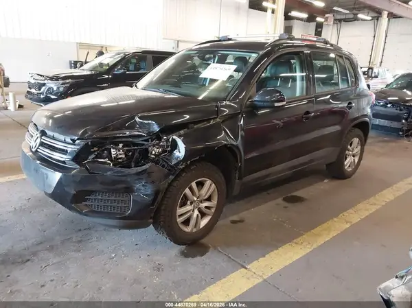 WVGAV7AX9GW606278 2016 VOLKSWAGEN TIGUAN - Image 2