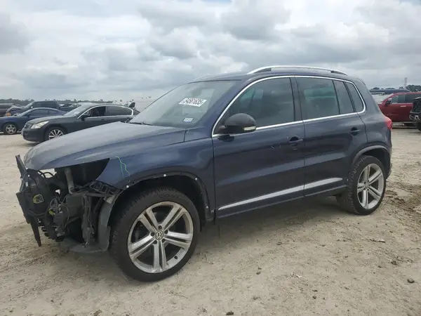 WVGAV7AX9GW607804 2016 VOLKSWAGEN TIGUAN - Image 1