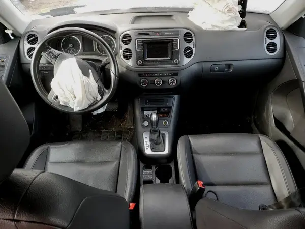 WVGAV7AX9GW613599 2016 VOLKSWAGEN TIGUAN - Image 8
