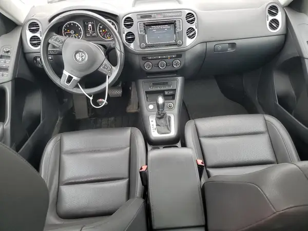 WVGAV7AX9GW614056 2016 VOLKSWAGEN TIGUAN - Image 8