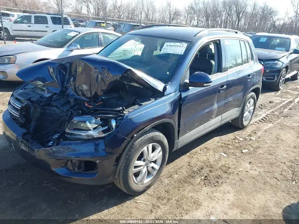 WVGAV7AX9GW617183 2016 VOLKSWAGEN TIGUAN - Image 2